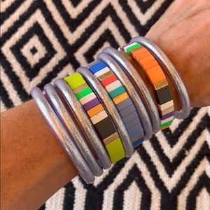 3 geometric bracelets + set of 7 silver bracelets